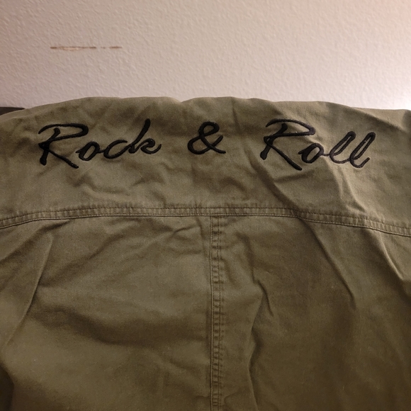 ARMY GREEN JACKET (Rock & Roll) - Picture 2 of 4